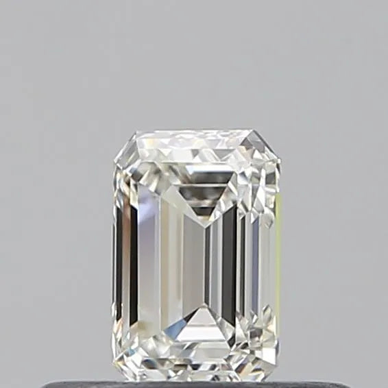 0.30ct Emerald Natural Diamond (Colour H, Clarity VVS2, GIA Certified)