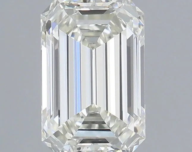 0.30ct Emerald Natural Diamond (Colour J, Clarity SI1, GIA Certified)