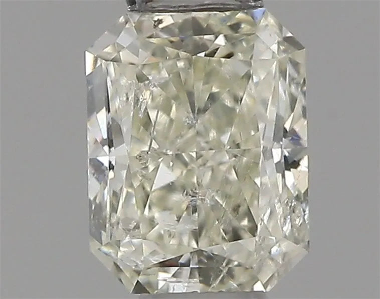 0.31ct Radiant Natural Diamond (Colour I, Clarity I1, Cut VG, IGI Certified)