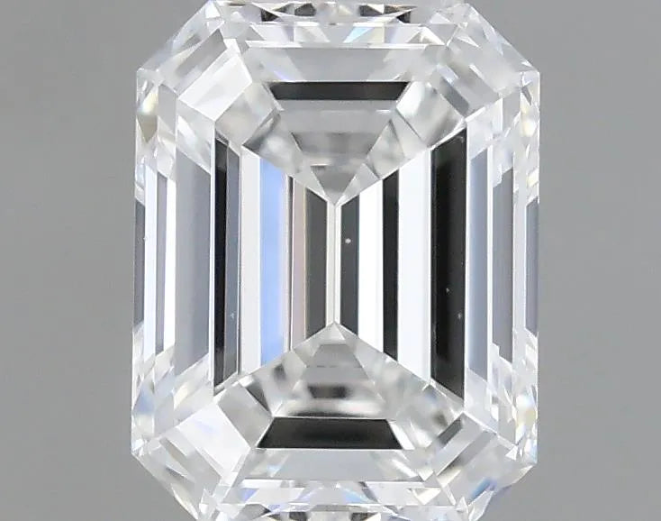 0.40ct Emerald Natural Diamond (Colour E, Clarity VVS1, GIA Certified)