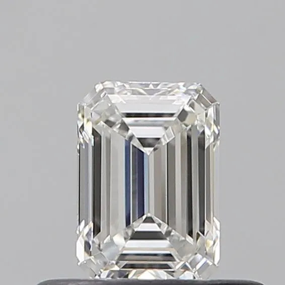 0.40ct Emerald Natural Diamond (Colour F, Clarity VVS2, GIA Certified)