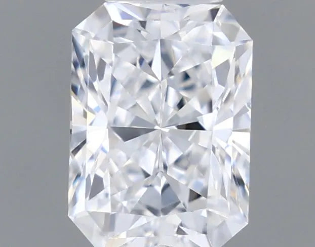 0.40ct Radiant Natural Diamond (Colour D, Clarity VVS1, GIA Certified)