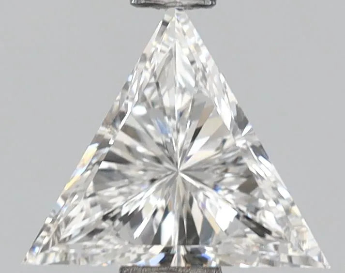 0.40ct Triangular Lab Grown Diamond (Colour E, Clarity VVS2, IGI Certified)