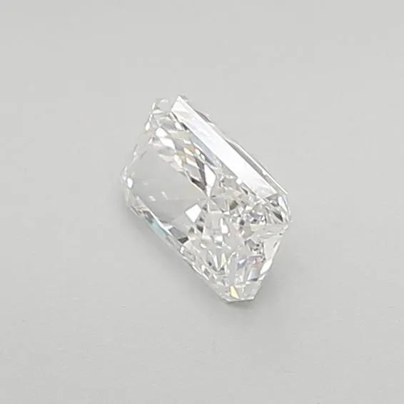 0.51ct Radiant Lab Grown Diamond (Colour D, Clarity VVS2, IGI Certified)