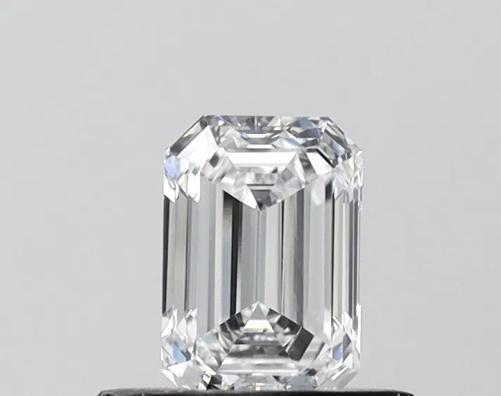 0.61ct Emerald Lab Grown Diamond (Colour D, Clarity VVS2, IGI Certified)