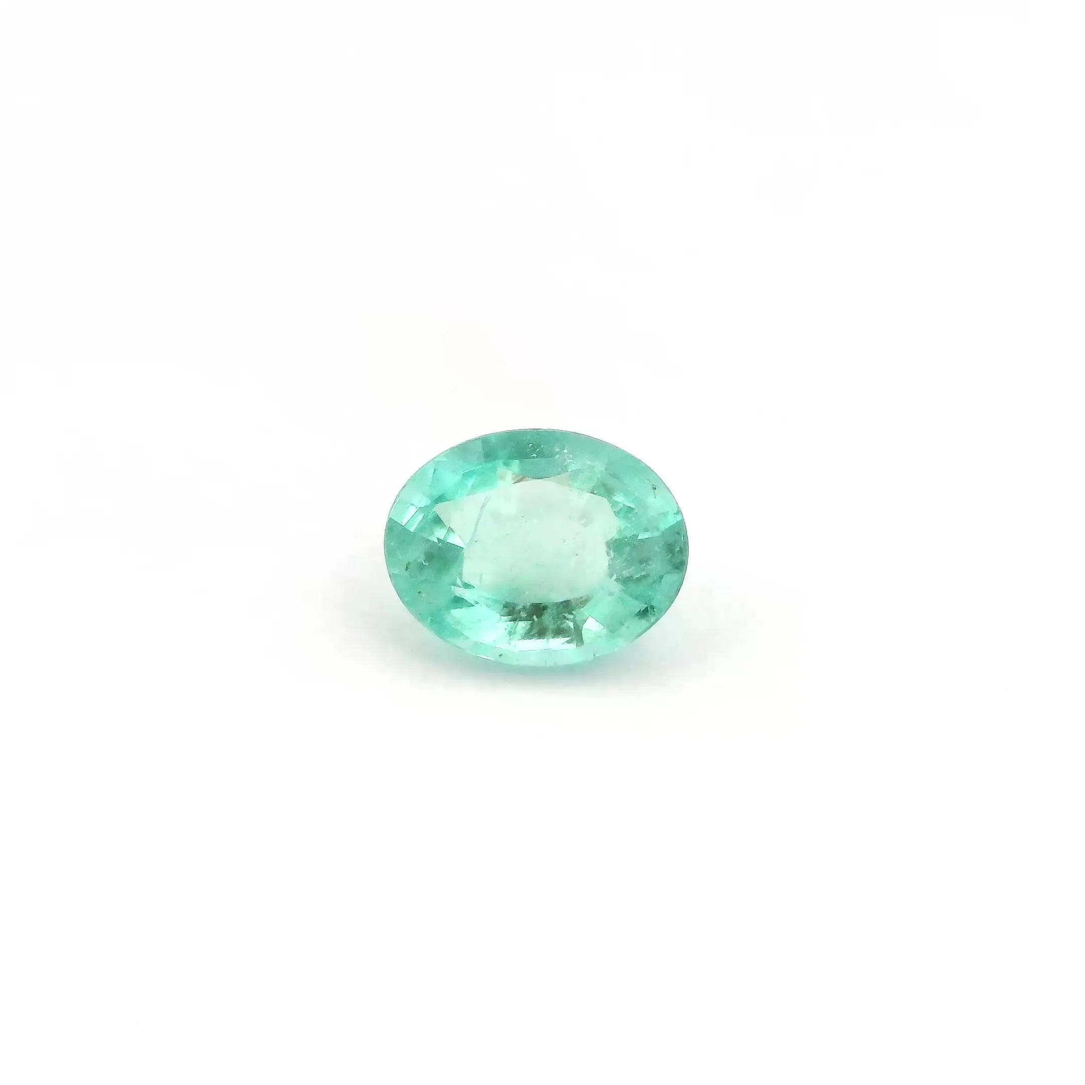0.76ct Oval Natural Emerald (Colour Green, Clarity Slightly Included, Cut Faceted)