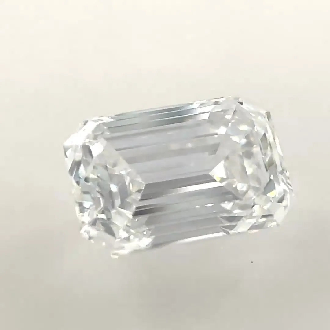 0.81ct Emerald Natural Diamond (Colour E, Clarity VVS2, Cut EX, GIA Certified)