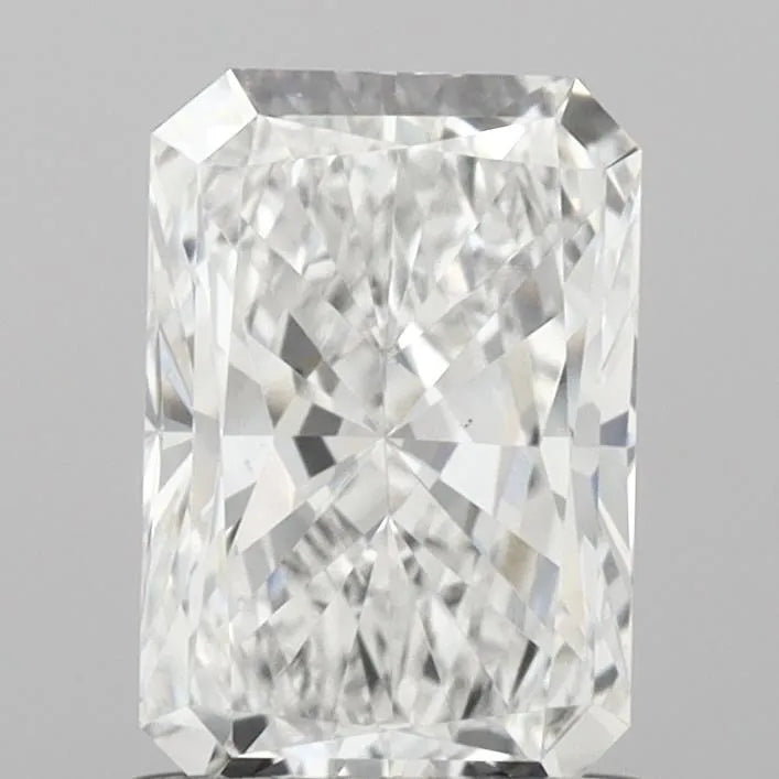 0.96ct Radiant Lab Grown Diamond (Colour E, Clarity VS1, IGI Certified)