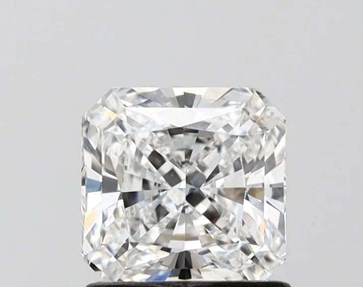 1.09ct Square radiant Lab Grown Diamond (Colour E, Clarity VVS1, IGI Certified)