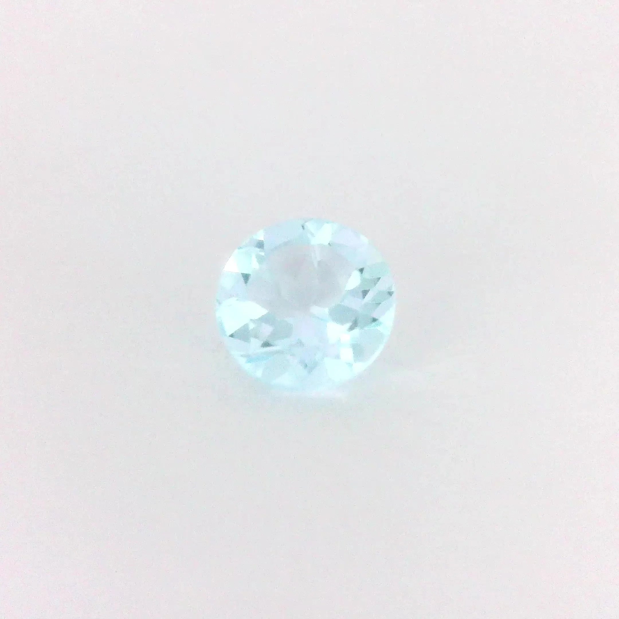 1.44ct Round Natural Topaz (Colour Blue, Clarity Eye Clean, Cut Faceted)