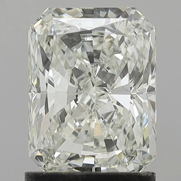 1.62ct Radiant Lab Grown Diamond (Colour G, Clarity VS1, IGI Certified)