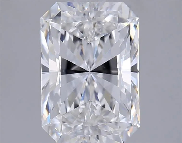 1.96ct Radiant Lab Grown Diamond (Colour E, Clarity VVS2, IGI Certified)