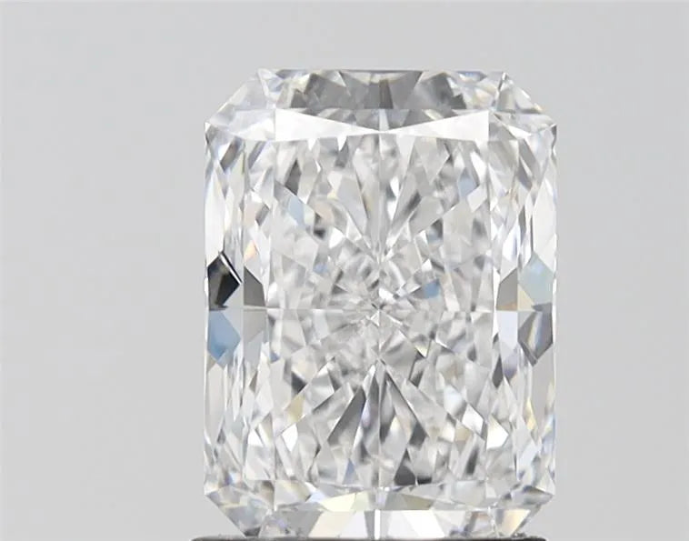 2.09ct Radiant Lab Grown Diamond (Colour E, Clarity VVS1, GIA Certified)