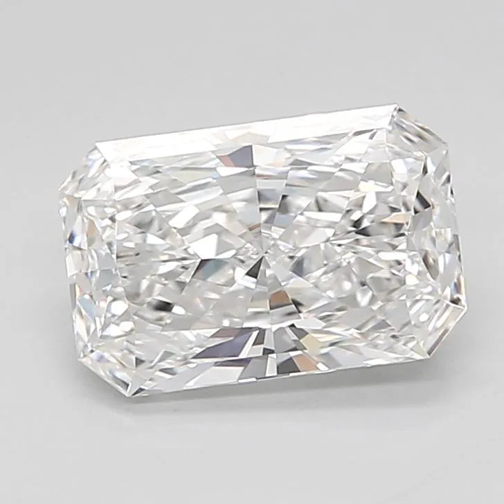 2.11ct Radiant Lab Grown Diamond (Colour E, Clarity VVS1, IGI Certified)