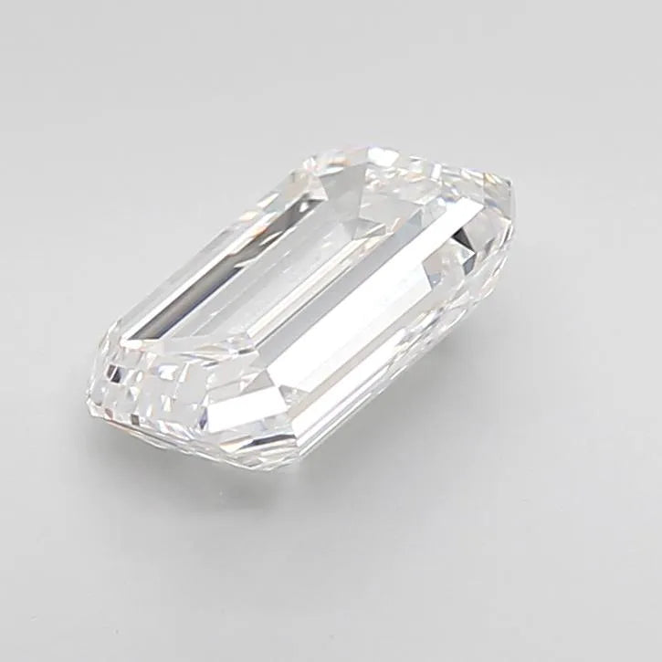 2.35ct Emerald Lab Grown Diamond (Colour D, Clarity VVS1, IGI Certified)
