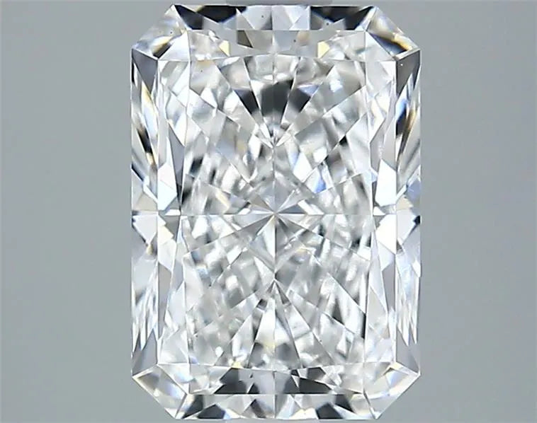 2.41ct Radiant Lab Grown Diamond (Colour D, Clarity VS1, IGI Certified)