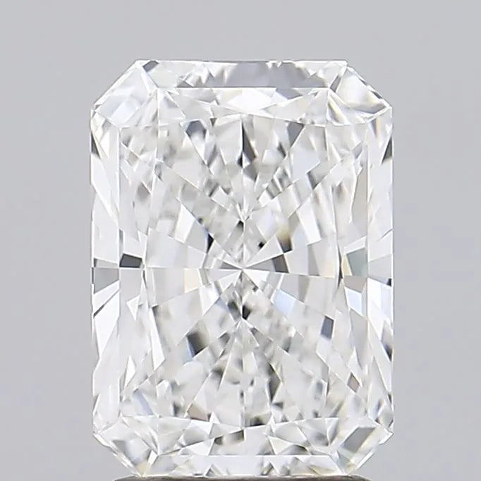 2.44ct Radiant Lab Grown Diamond (Colour E, Clarity VVS2, IGI Certified)