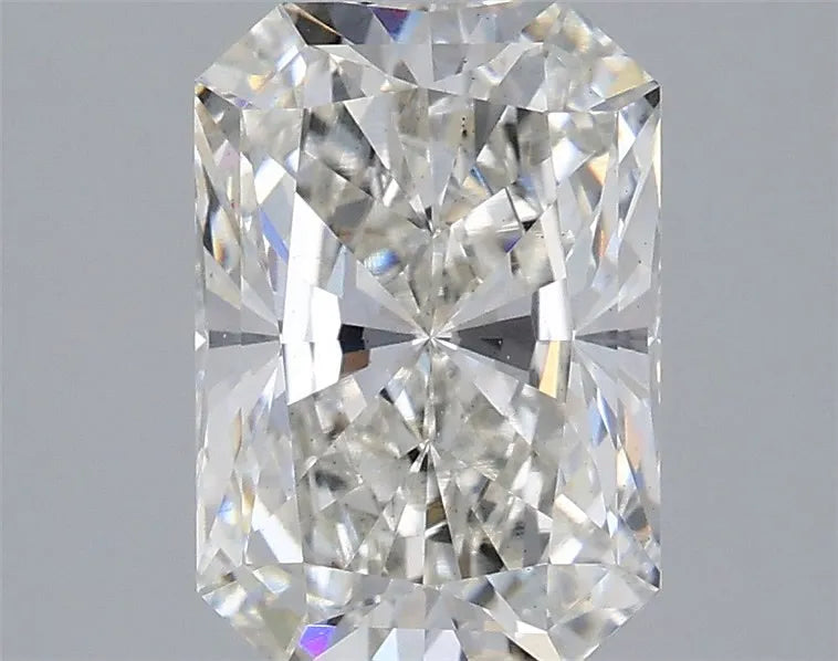 2.50ct Radiant Lab Grown Diamond (Colour G, Clarity VS1, IGI Certified)