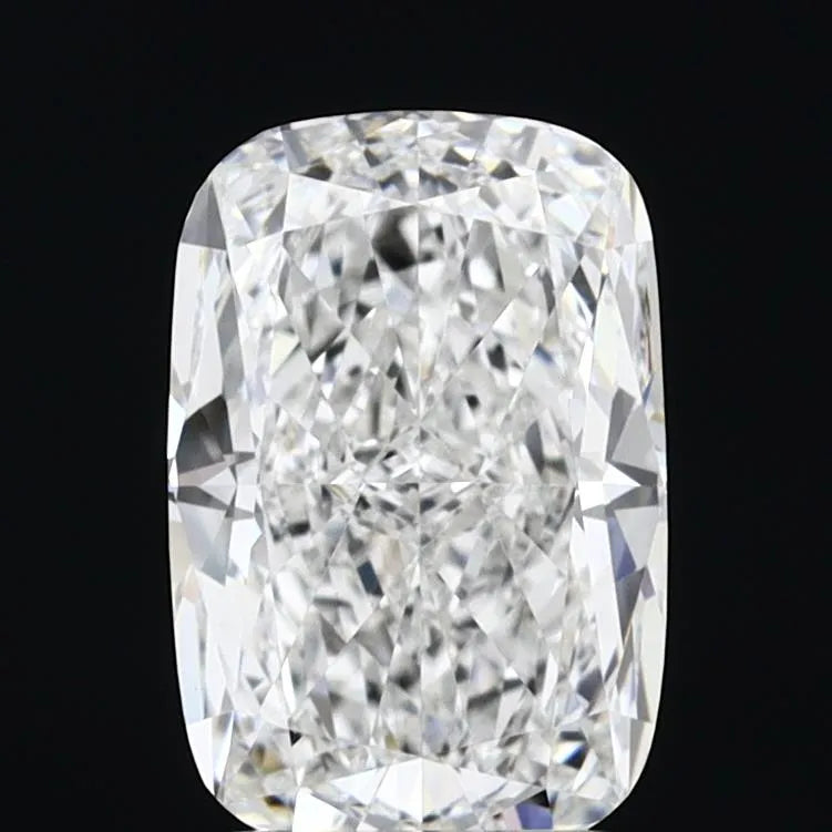 2.51ct Cushion modified Lab Grown Diamond (Colour E, Clarity VVS2, IGI Certified)