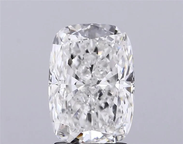 2.51ct Cushion modified Lab Grown Diamond (Colour F, Clarity VVS2, IGI Certified)