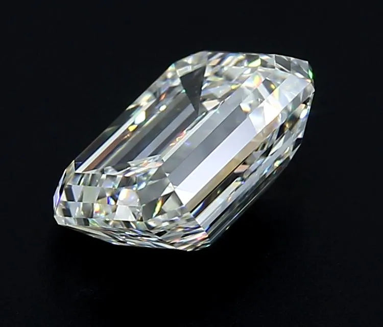 2.51ct Emerald Natural Diamond (Colour G, Clarity VS1, EGL Certified)