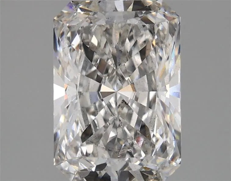 2.51ct Radiant Lab Grown Diamond (Colour G, Clarity SI1, IGI Certified)