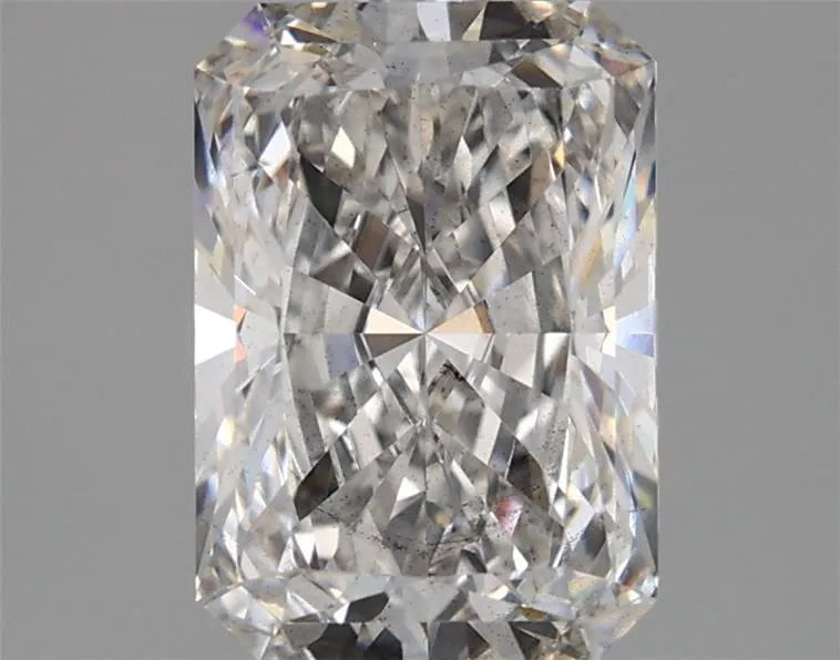 2.51ct Radiant Lab Grown Diamond (Colour G, Clarity SI1, IGI Certified)