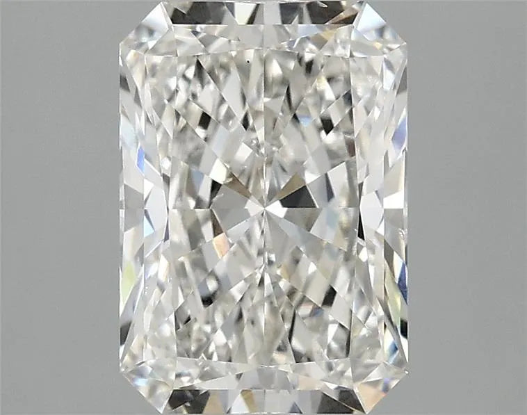 2.52ct Radiant Lab Grown Diamond (Colour G, Clarity VS2, IGI Certified)