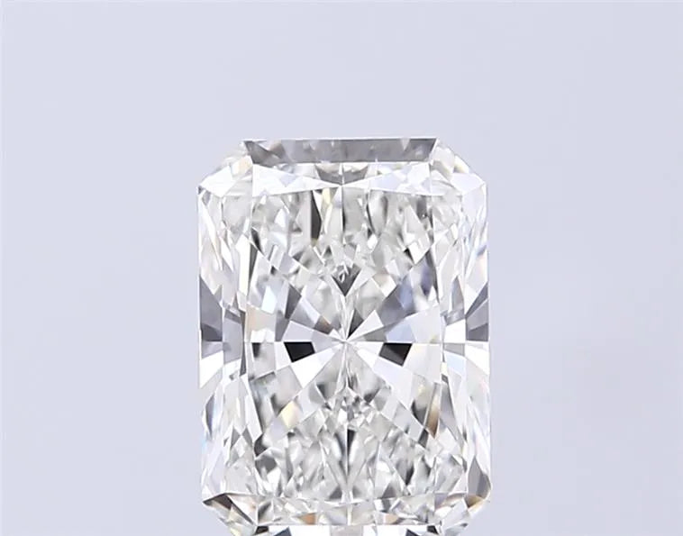 2.52ct Radiant Lab Grown Diamond (Colour G, Clarity VVS2, IGI Certified)