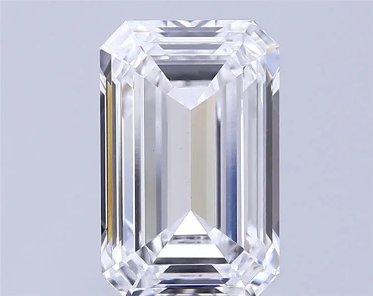 2.55ct Emerald Lab Grown Diamond (Colour D, Clarity VVS2, IGI Certified)