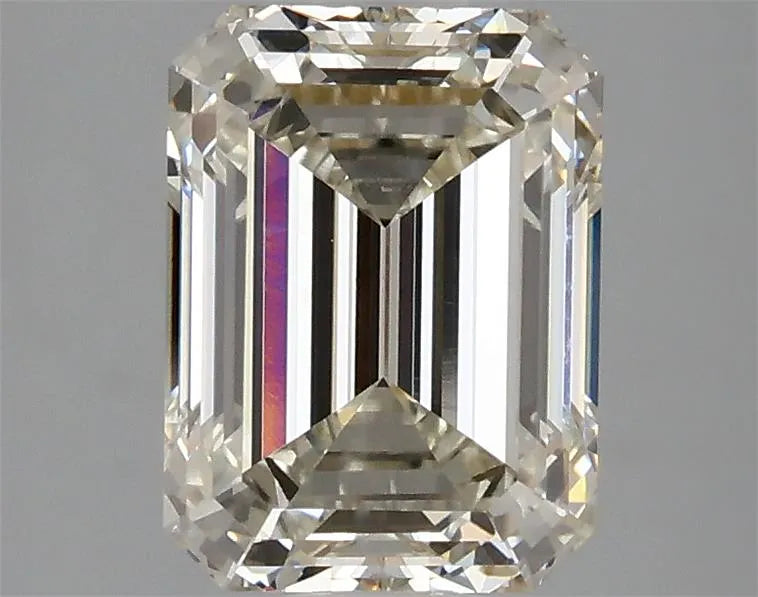2.55ct Emerald Lab Grown Diamond (Colour I, Clarity VVS2, IGI Certified)