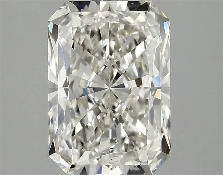 2.55ct Radiant Lab Grown Diamond (Colour G, Clarity VS2, IGI Certified)