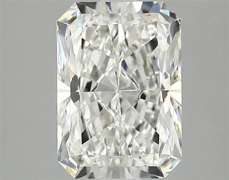 2.60ct Radiant Lab Grown Diamond (Colour F, Clarity VVS2, IGI Certified)