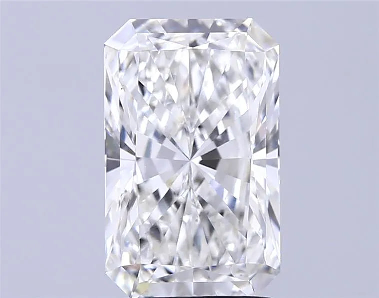 2.91ct Radiant Lab Grown Diamond (Colour G, Clarity VS1, IGI Certified)