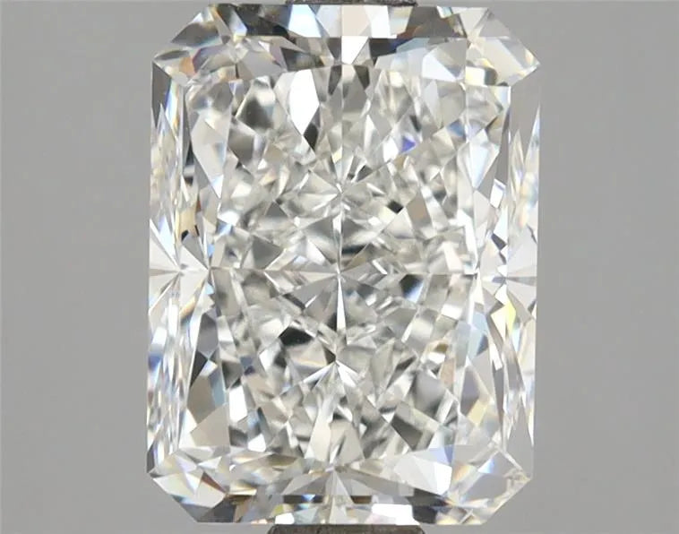 3.01ct Radiant Lab Grown Diamond (Colour F, Clarity VVS2, IGI Certified)