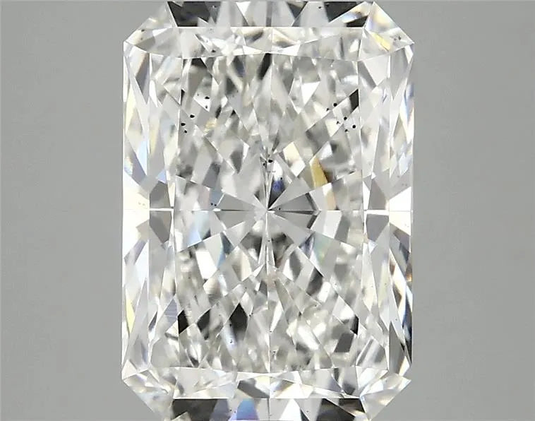 3.10ct Radiant Lab Grown Diamond (Colour G, Clarity SI1, IGI Certified)