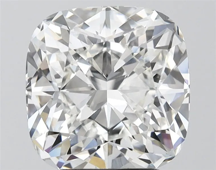4.22ct Cushion modified Lab Grown Diamond (Colour F, Clarity VVS2, IGI Certified)
