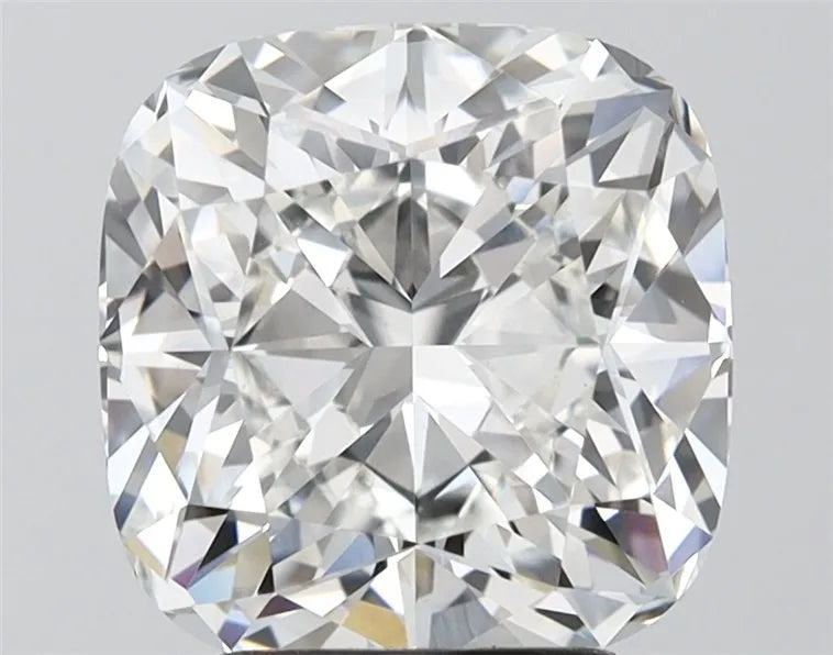 4.22ct Cushion modified Lab Grown Diamond (Colour F, Clarity VVS2, IGI Certified)